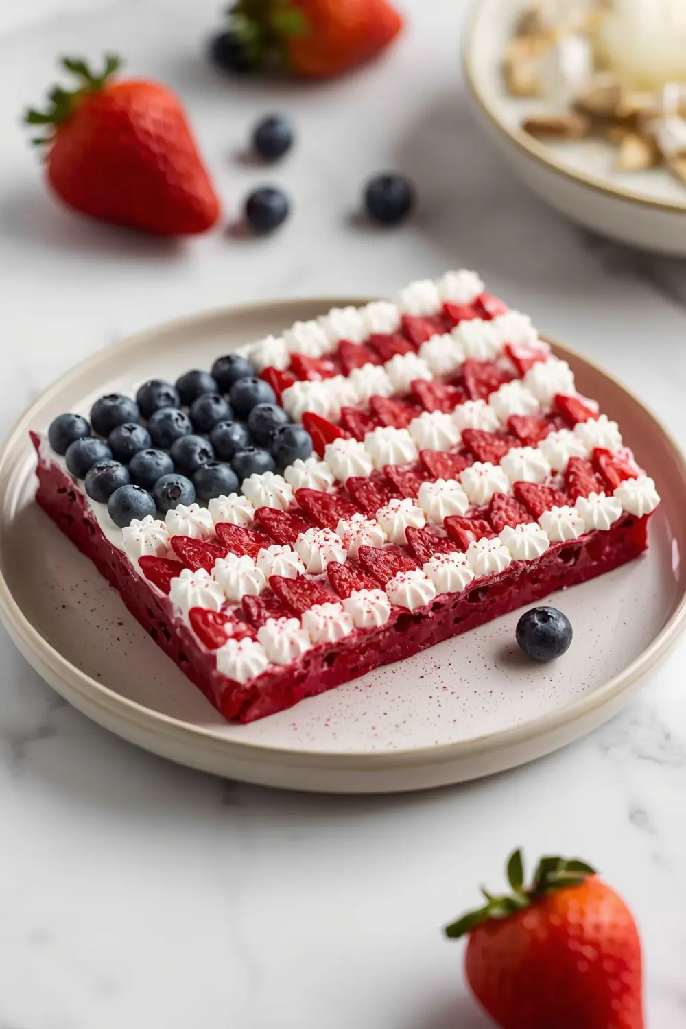 4th of july flag cake crowd